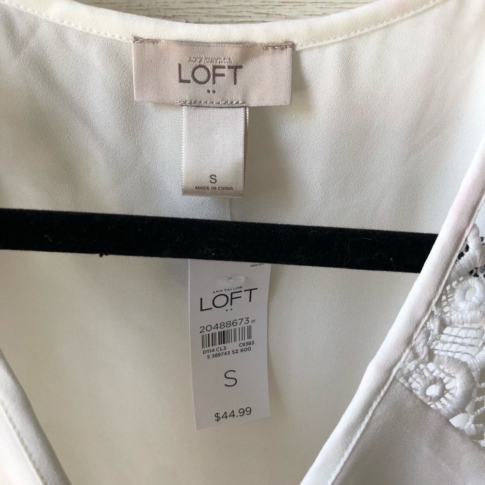 Loft top 🌼 - Picture 3 of 4